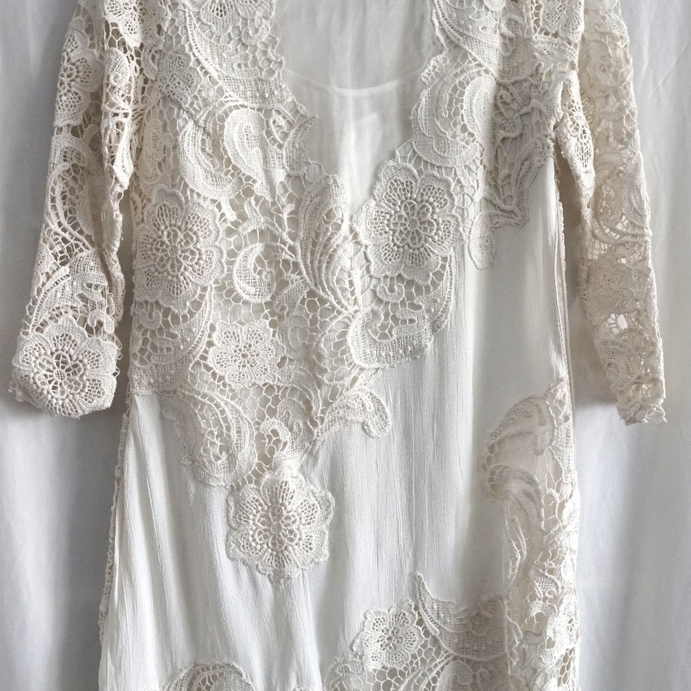 Yoana Baraschi Ivory Lace Dress with Sleeves, Sz 8